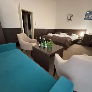 Embassy By Lh Apart-hotel Praga